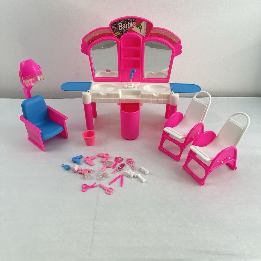 Vintage 1993 Barbie Cut & Style Hair Salon Beauty Parlor #67024 Set Mattel